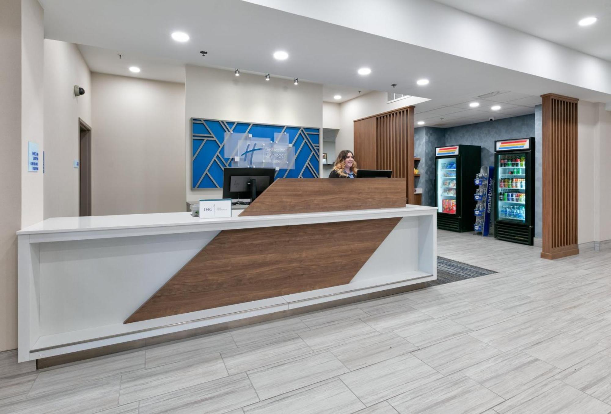 Holiday Inn Express Hotel & Suites Shakopee By Ihg Buitenkant foto