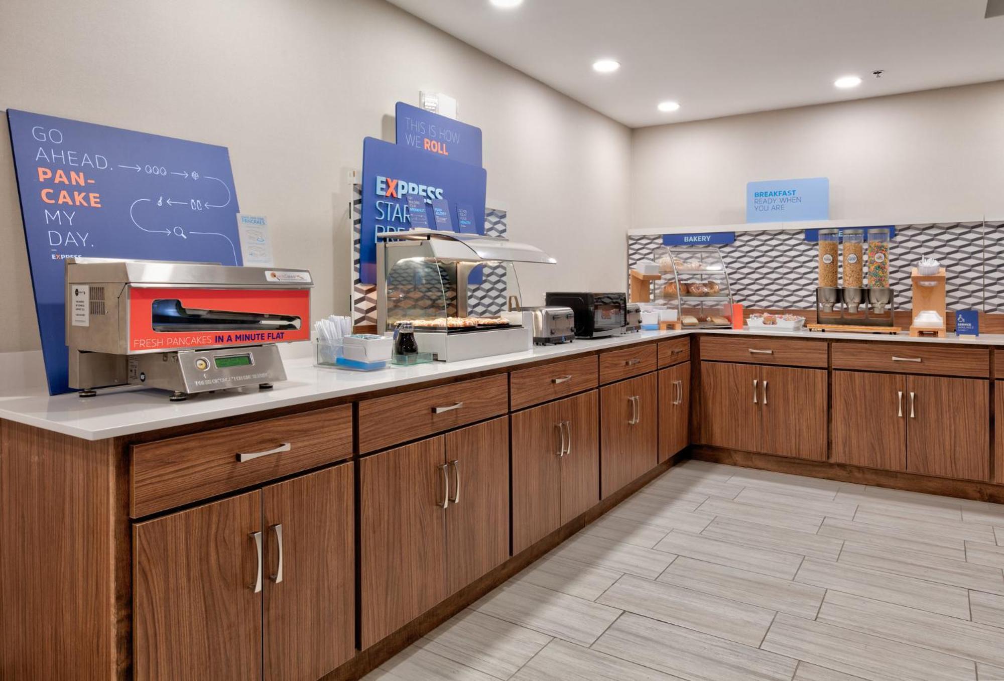 Holiday Inn Express Hotel & Suites Shakopee By Ihg Buitenkant foto